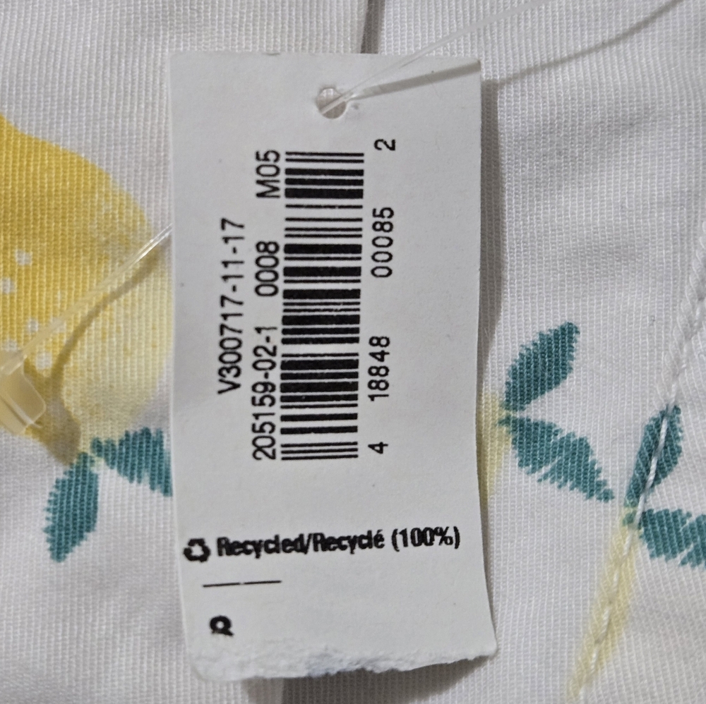 Old Navy Everyday Short Lemon Print Chino Shorts Cotton White Yellow Size 8 NWT - Picture 7 of 13